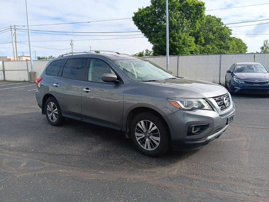 2019 Nissan Pathfinder SV