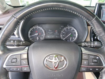 2021 Toyota Highlander Platinum