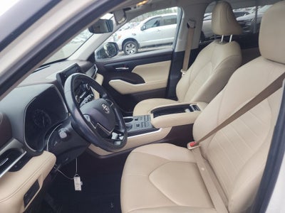 2021 Toyota Highlander XLE