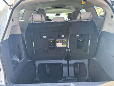 2024 Toyota Sienna LE 8 Passenger
