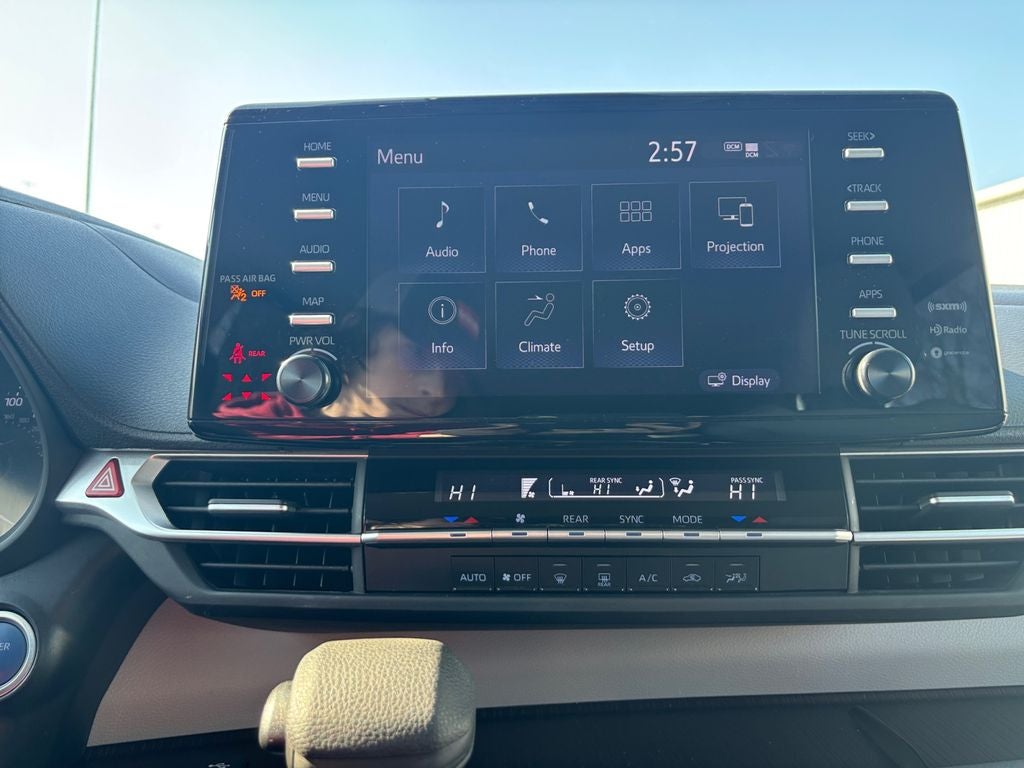 2024 Toyota Sienna LE 8 Passenger