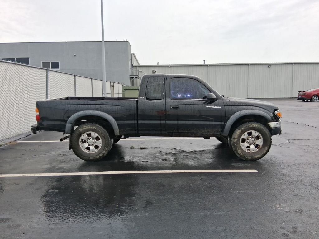 2002 Toyota Tacoma Base
