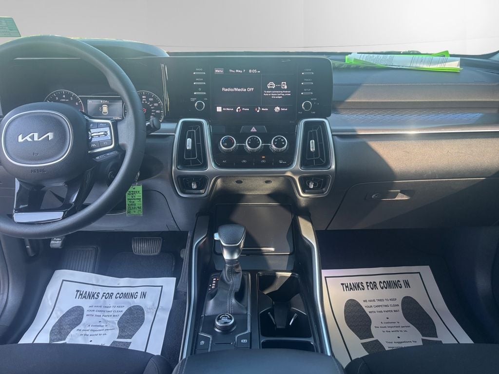 2023 Kia Sorento LX