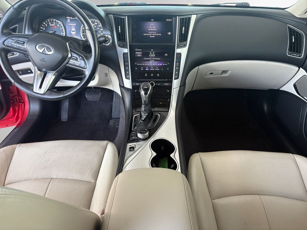 2022 INFINITI Q50 LUXE