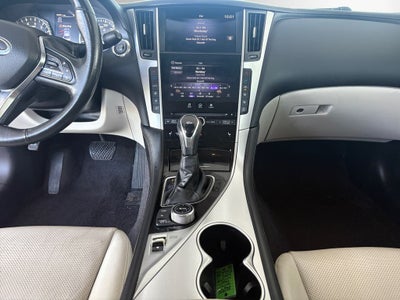2022 INFINITI Q50 LUXE