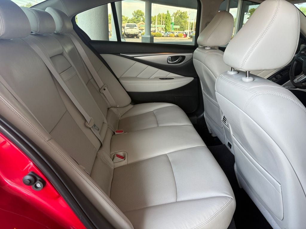 2022 INFINITI Q50 LUXE