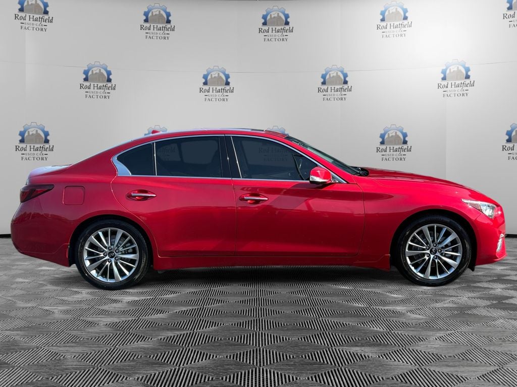 2022 INFINITI Q50 LUXE
