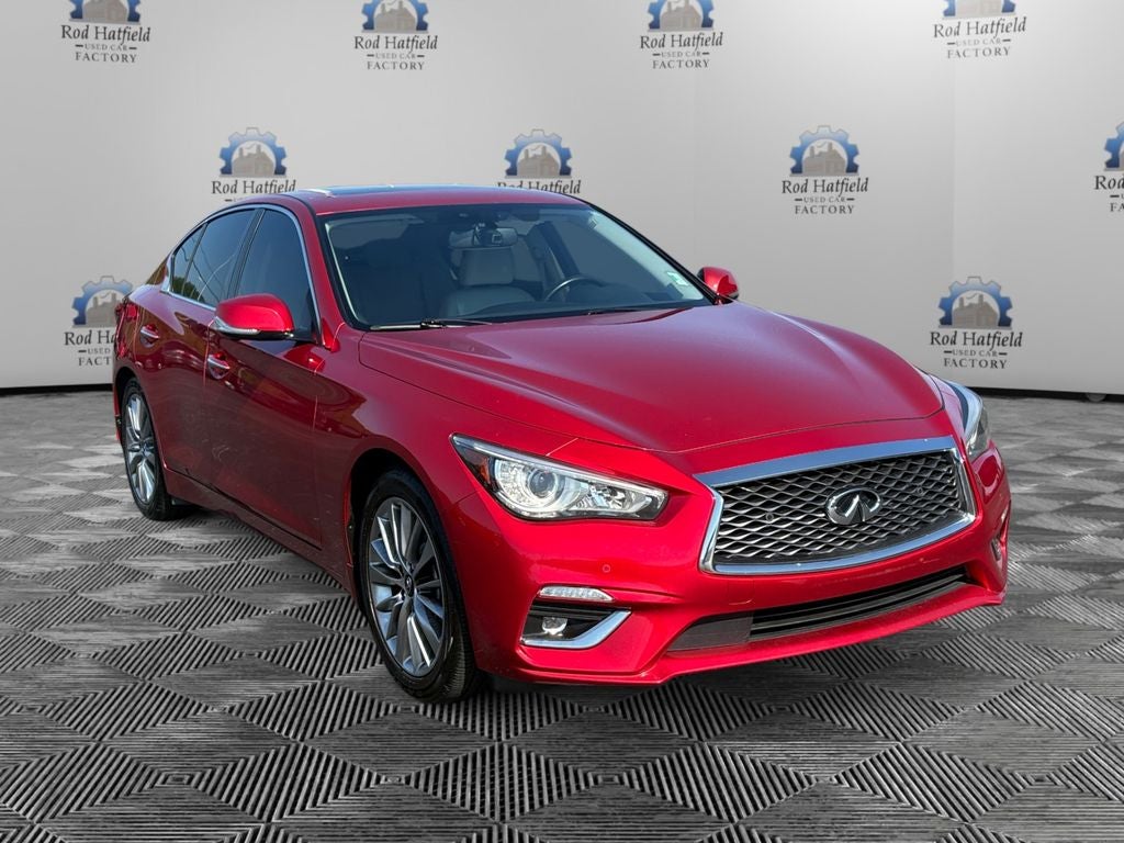 2022 INFINITI Q50 LUXE