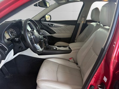 2022 INFINITI Q50 LUXE