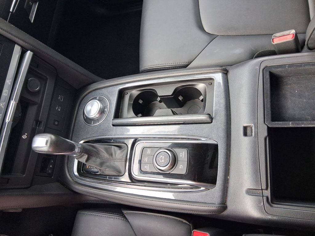 2024 Nissan Armada SV