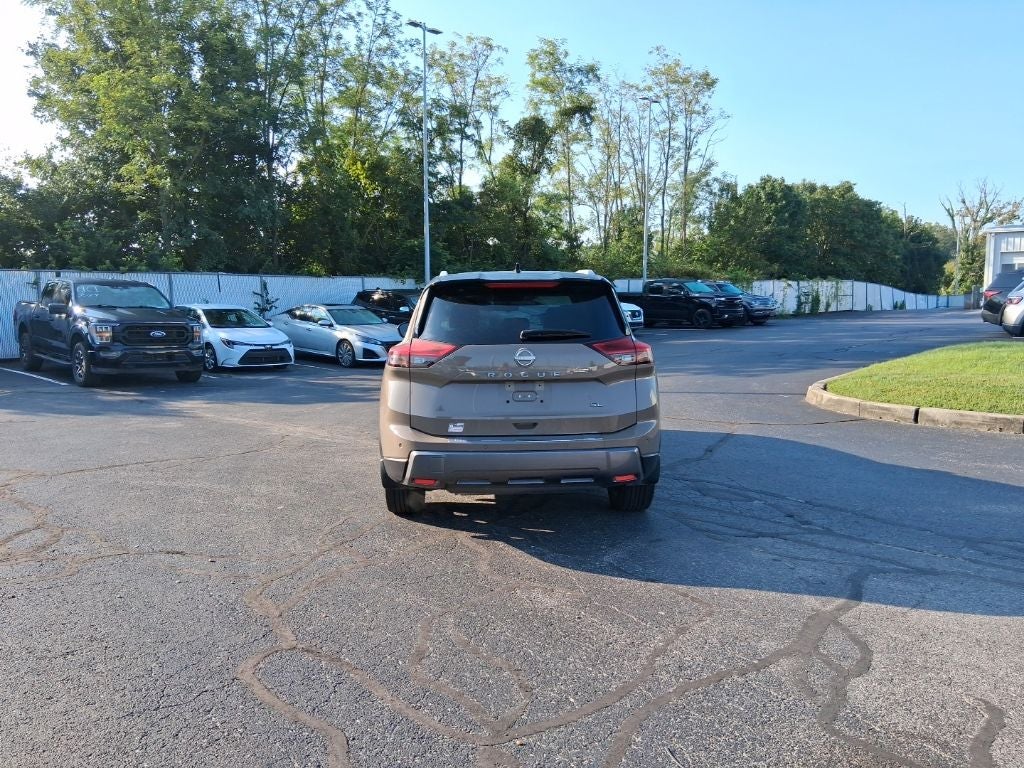 2024 Nissan Rogue SL