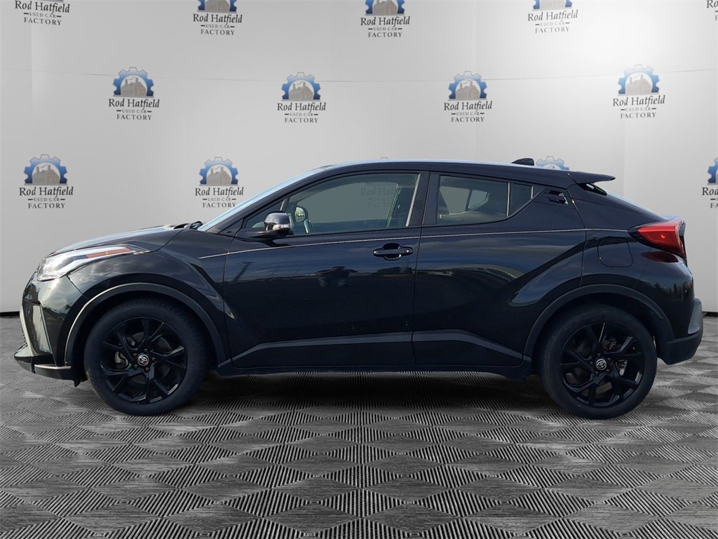 2022 Toyota C-HR XLE
