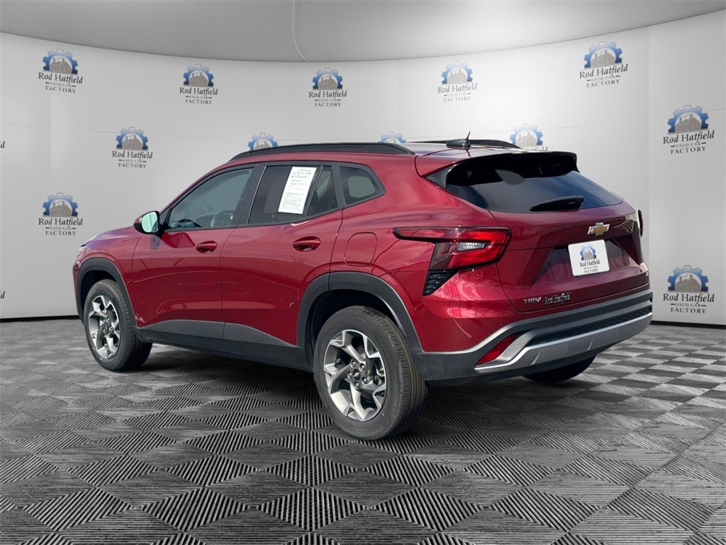 2025 Chevrolet Trax LT