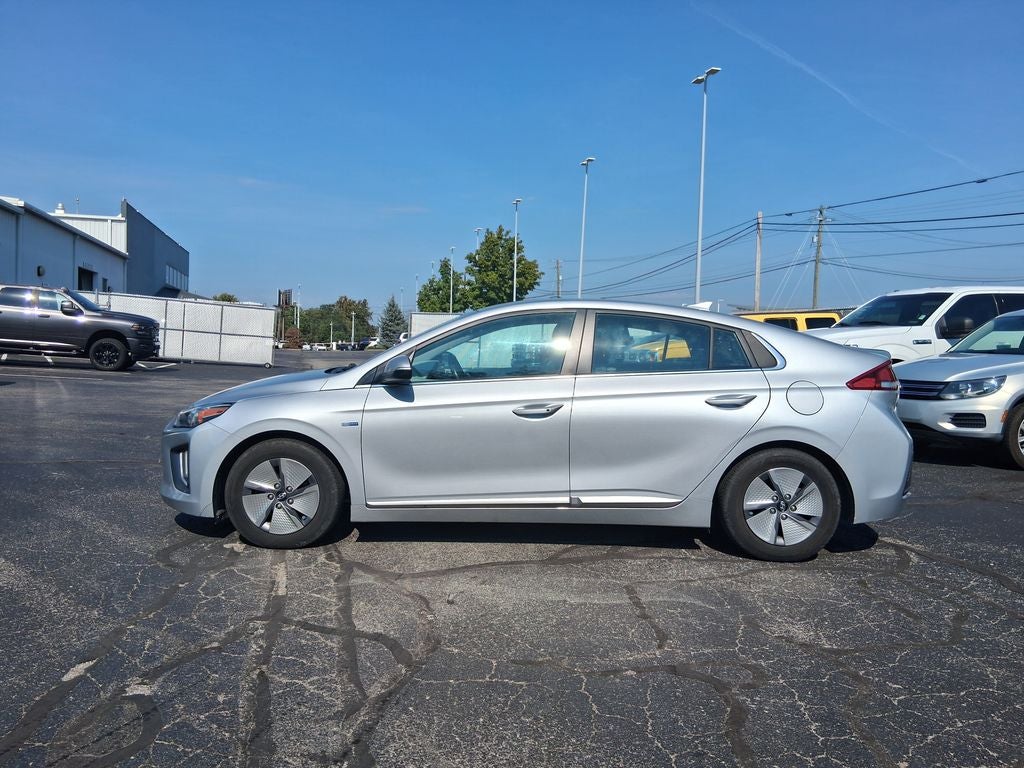 2020 Hyundai Ioniq Hybrid SE