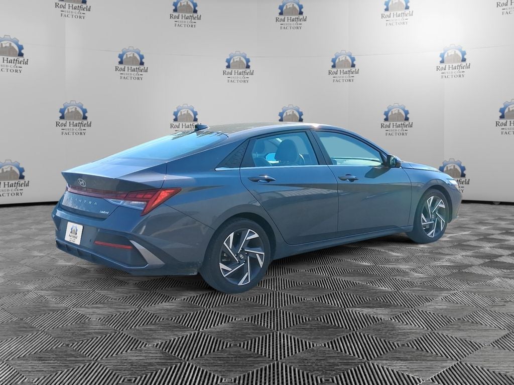 2024 Hyundai Elantra Limited
