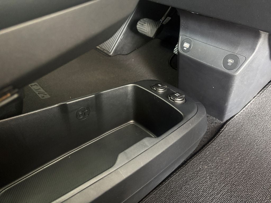 2022 Kia EV6 Wind