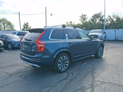 2020 Volvo XC90 T6 Momentum