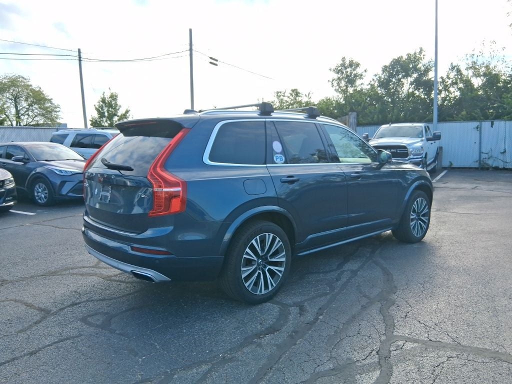 2020 Volvo XC90 T6 Momentum