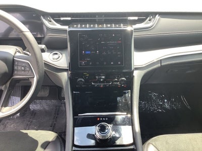 2025 Jeep Grand Cherokee Altitude 4x4
