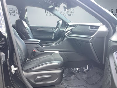 2025 Jeep Grand Cherokee Altitude 4x4