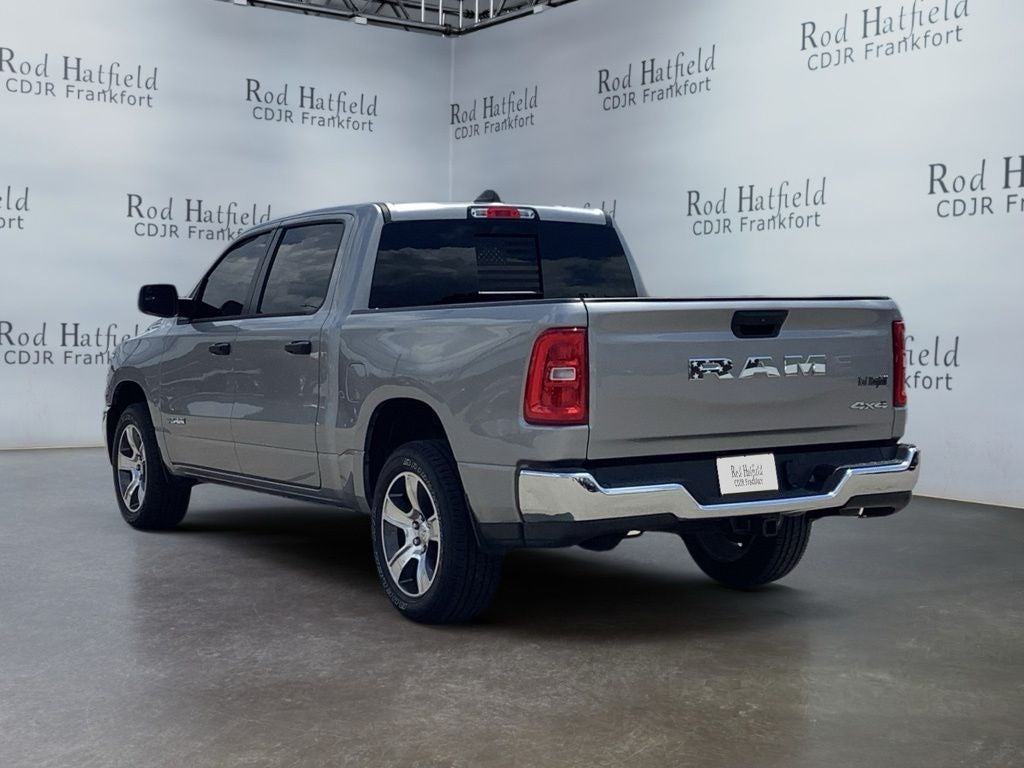 2025 RAM 1500 Tradesman Crew Cab 4x4 5'7' Box