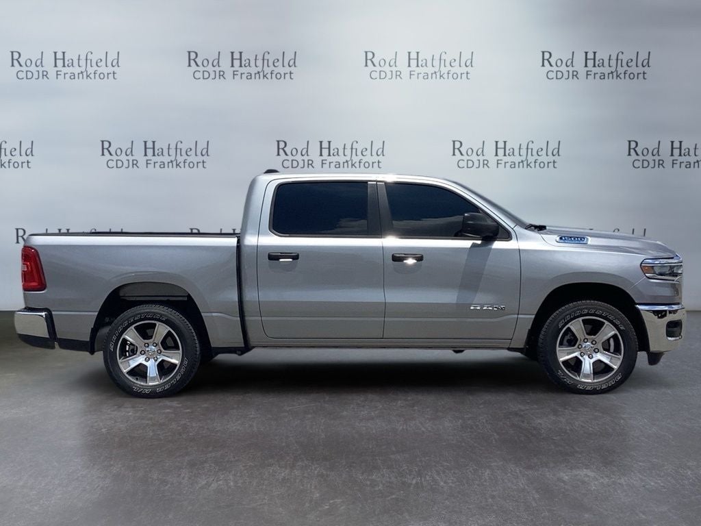 2025 RAM 1500 Tradesman Crew Cab 4x4 5'7' Box