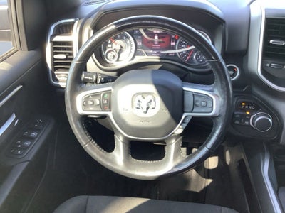 2020 RAM 1500 Big Horn Crew Cab 4x4 5'7' Box