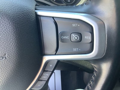 2022 RAM 1500 Big Horn Crew Cab 4x4 5'7' Box