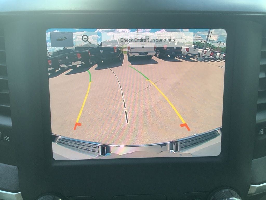 2022 RAM 1500 Big Horn Crew Cab 4x4 5'7' Box