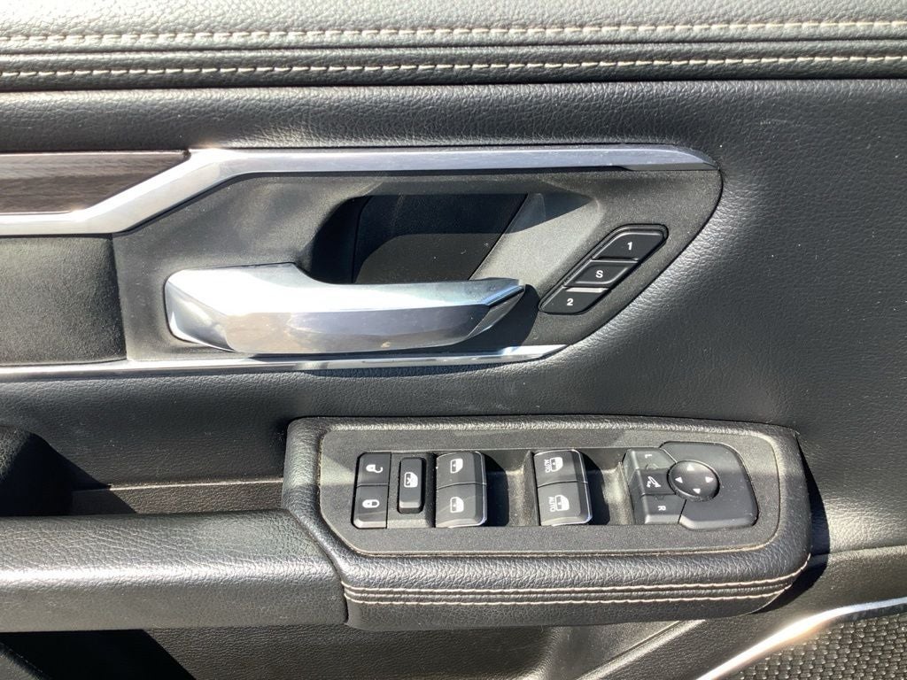 2025 RAM 1500 Laramie Crew Cab 4x4 5'7' Box