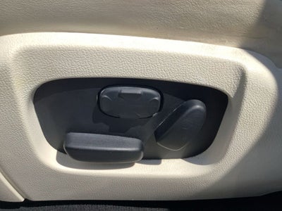 2011 Lincoln MKS Base