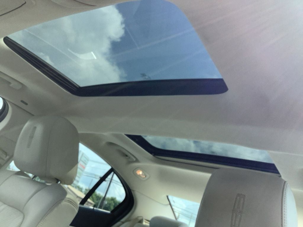 2011 Lincoln MKS Base