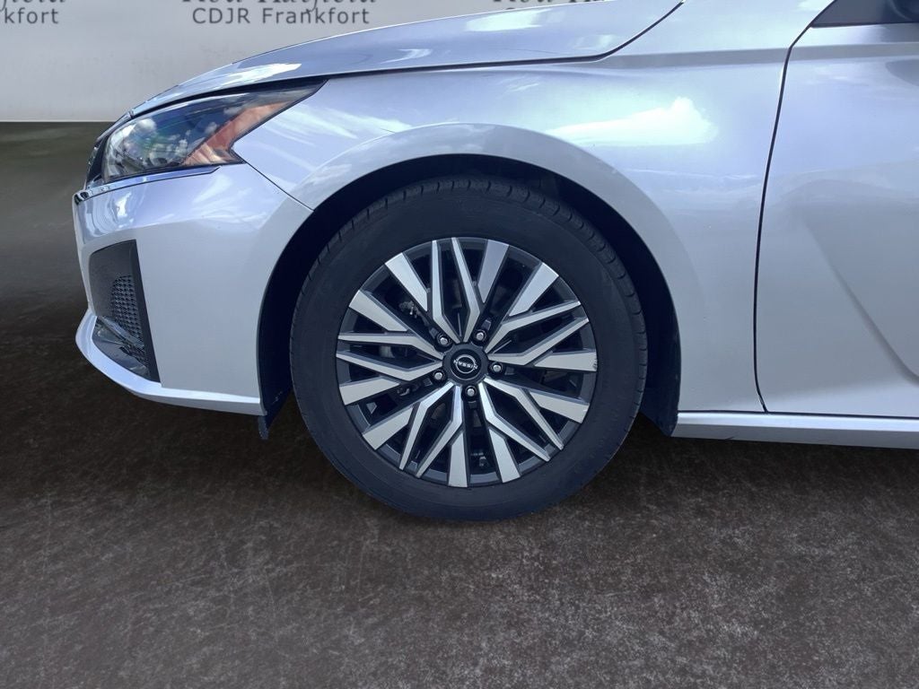 2023 Nissan Altima SV FWD