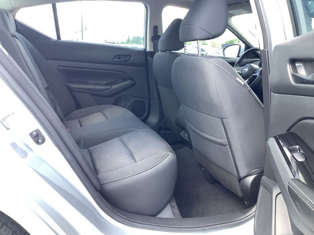 2023 Nissan Altima SV FWD