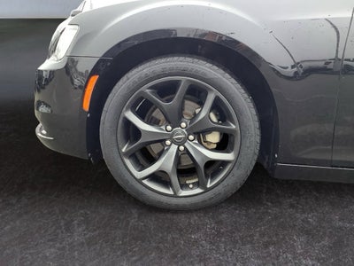 2023 Chrysler 300 Touring