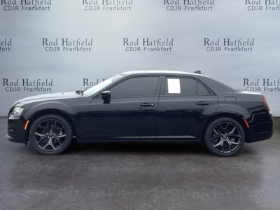 2023 Chrysler 300 Touring