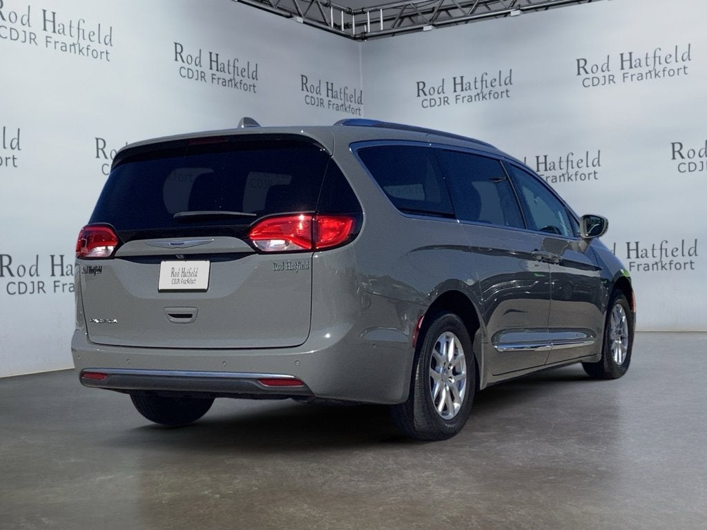 2020 Chrysler Pacifica Touring L