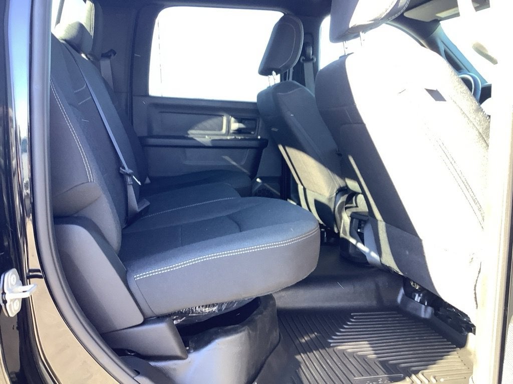 2026 RAM 3500 Tradesman Crew Cab 4x4 8' Box