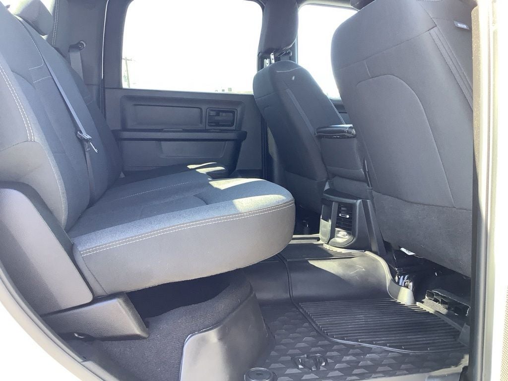 2024 RAM 2500 Tradesman Crew Cab 4x4 6'4' Box
