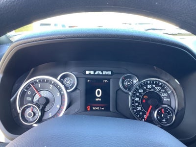 2024 RAM 2500 Tradesman Crew Cab 4x4 6'4' Box