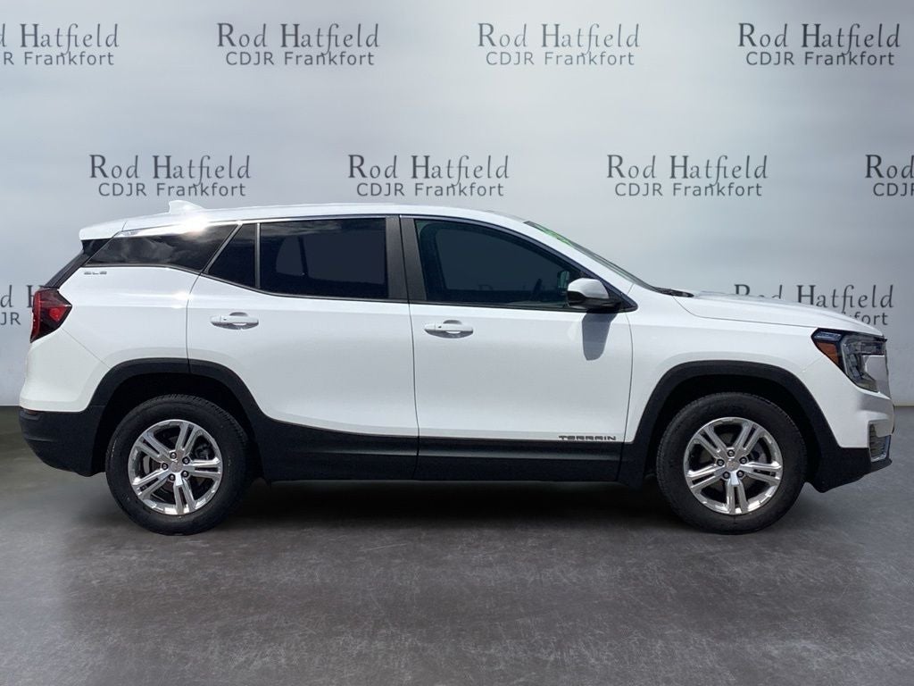 2024 GMC Terrain AWD SLE