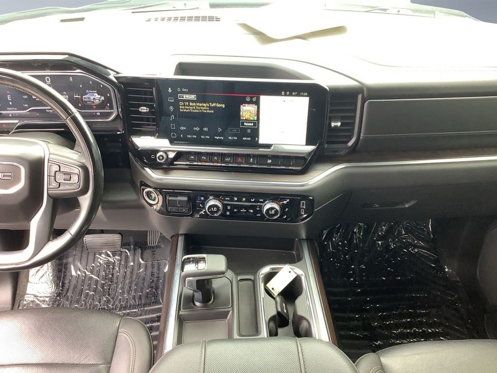 2024 GMC Sierra 1500 4WD Crew Cab Short Box SLT