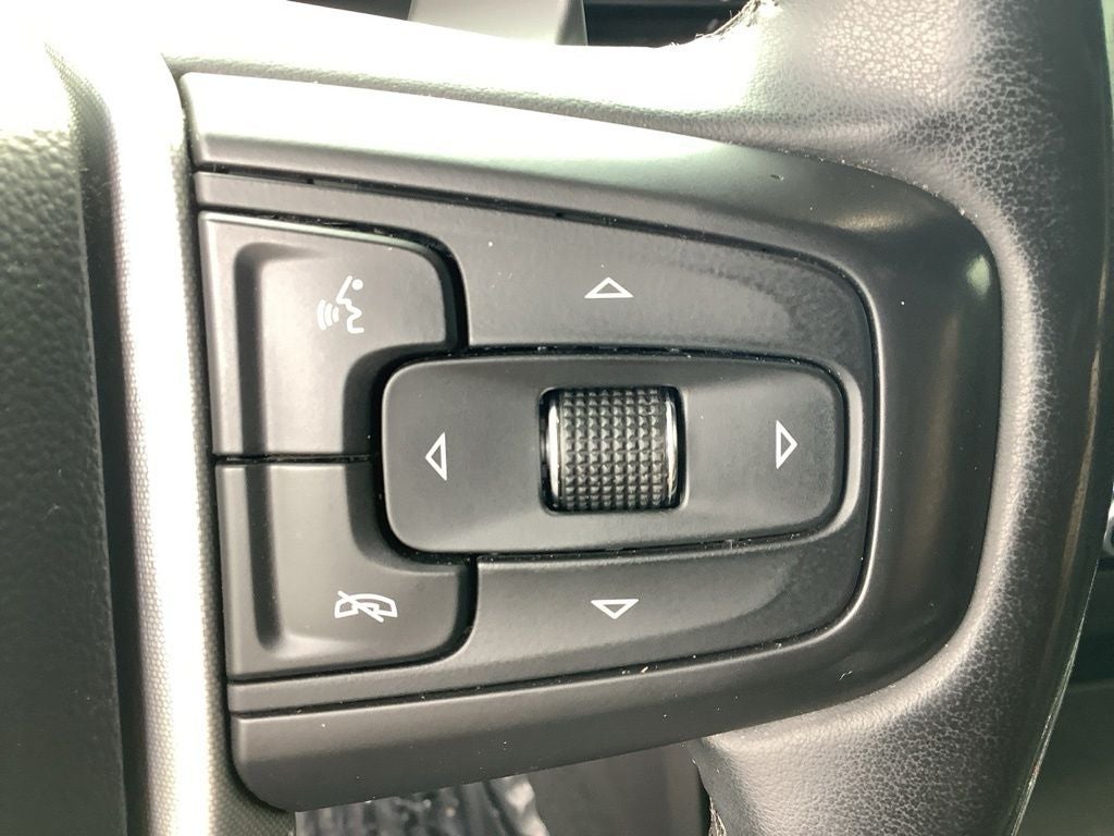 2024 GMC Sierra 1500 4WD Crew Cab Short Box SLT