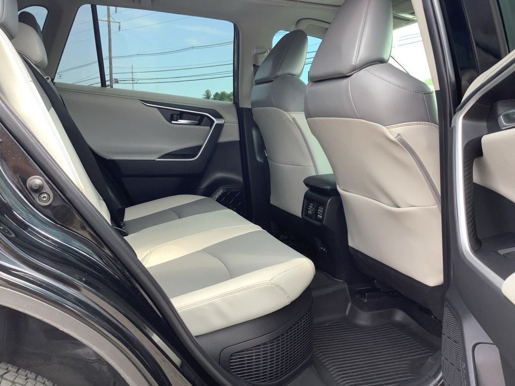 2023 Toyota RAV4 Hybrid Limited
