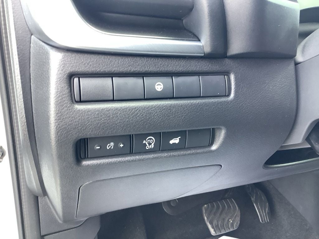 2025 Nissan Rogue SV FWD