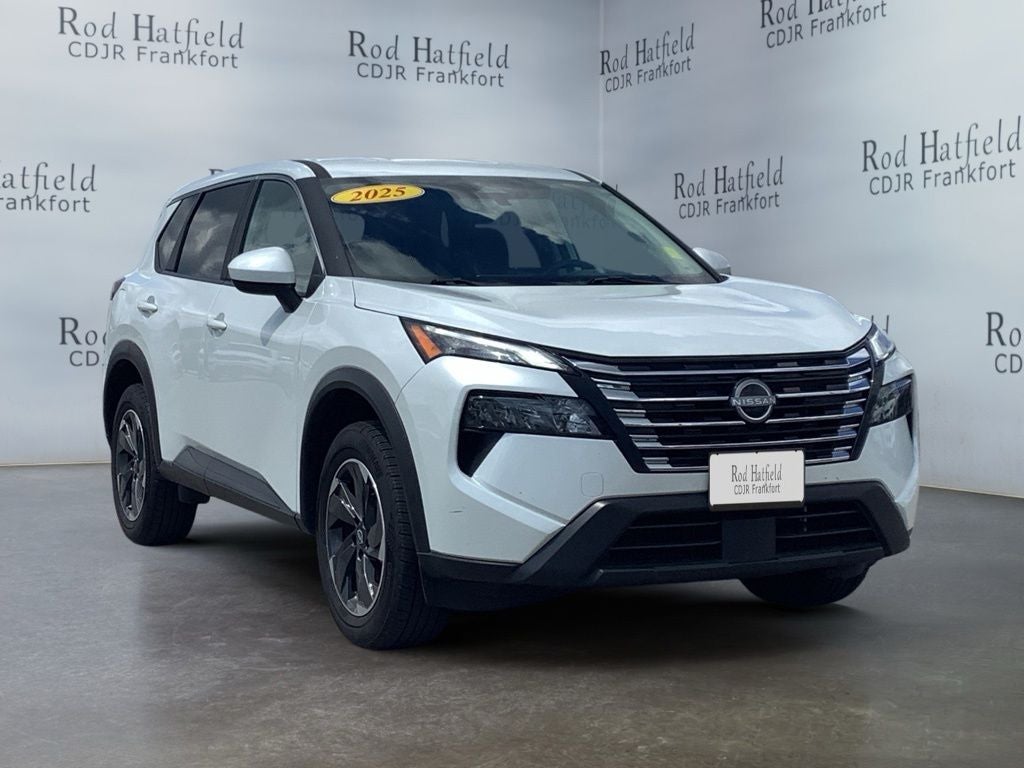 2025 Nissan Rogue SV FWD