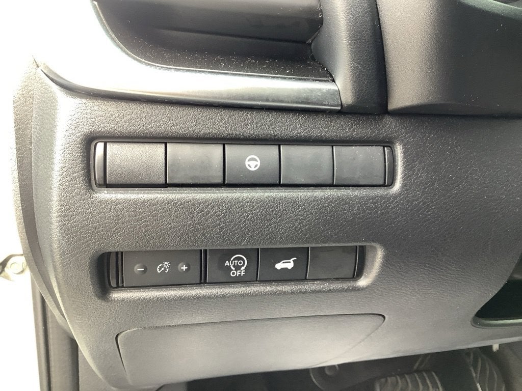 2025 Nissan Rogue SV FWD