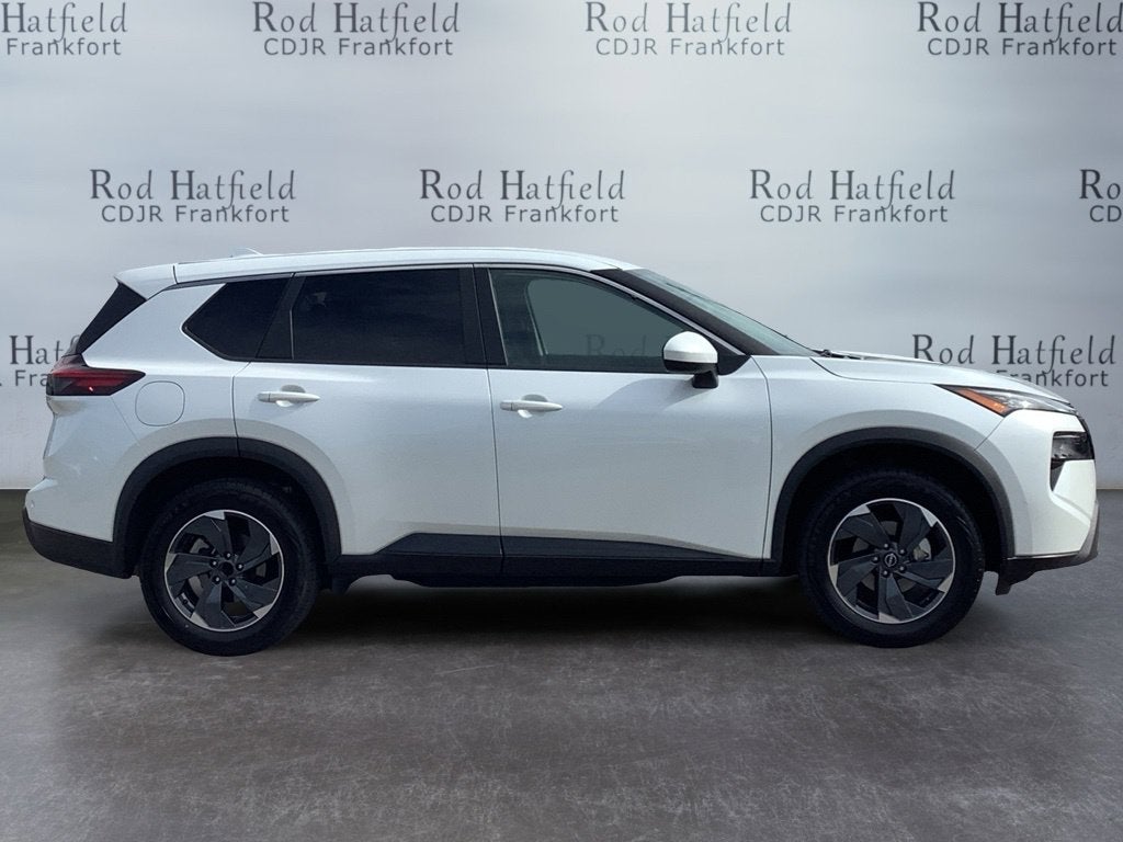 2025 Nissan Rogue SV FWD