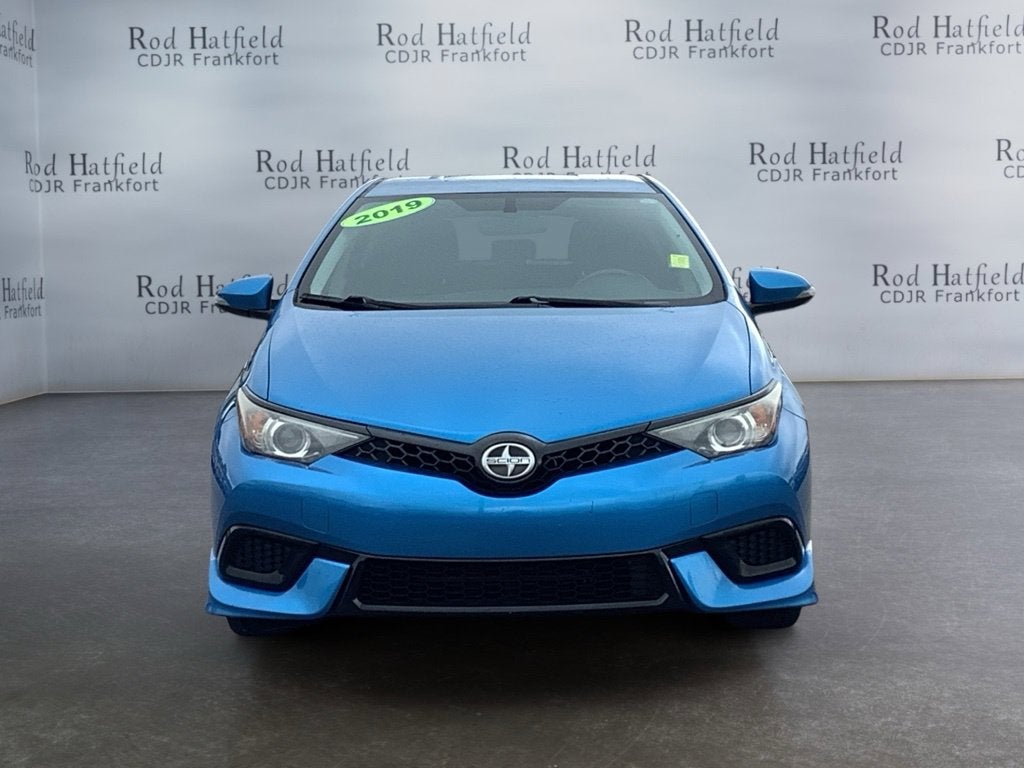 2016 Scion iM Base