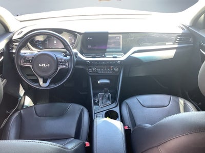 2022 Kia Niro Touring SE